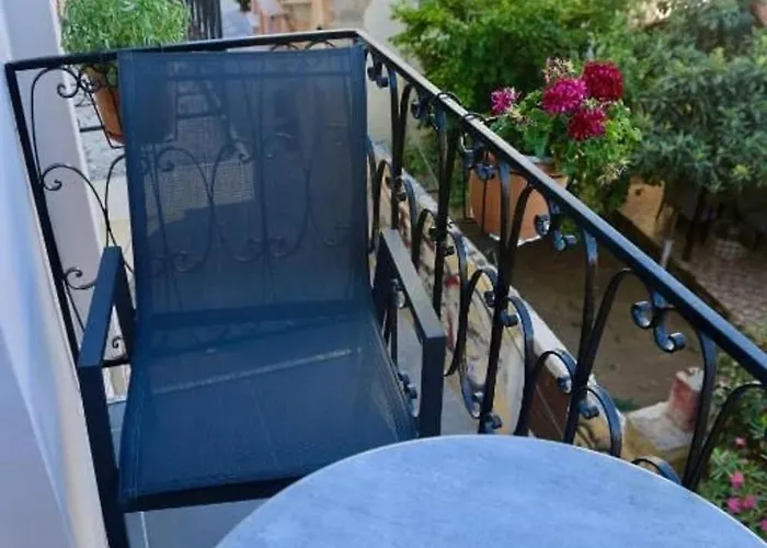 아파트 Casa Anthos Free Parking 하니아