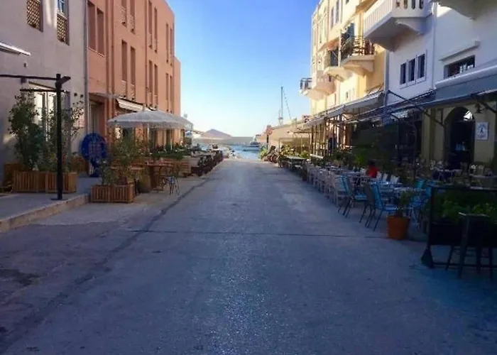 Casa Anthos Free Parking *